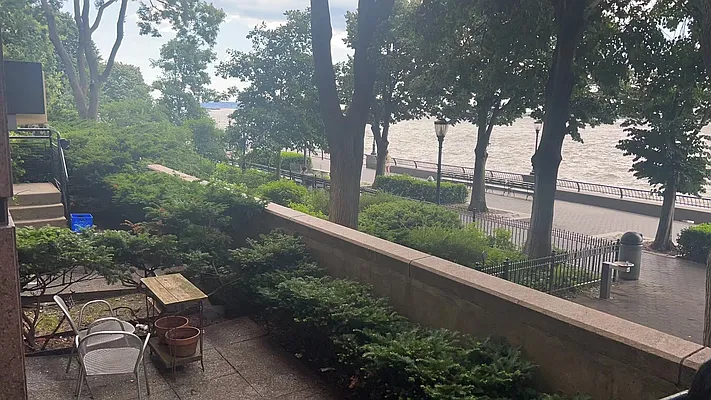 Rented by Battery Park Realty | media 10