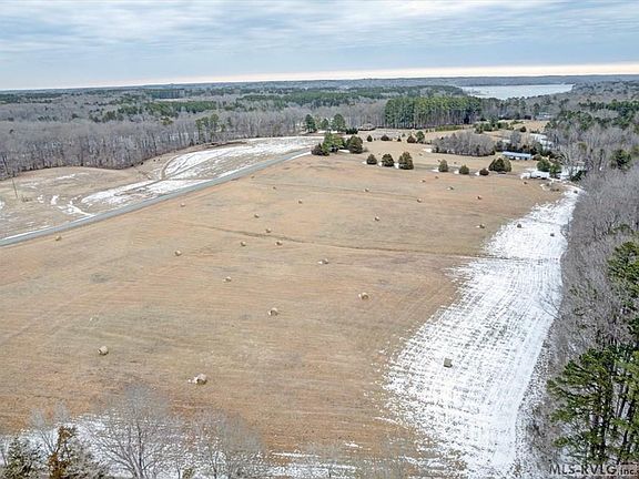 4th image of 900 Buffalo Creek Rd