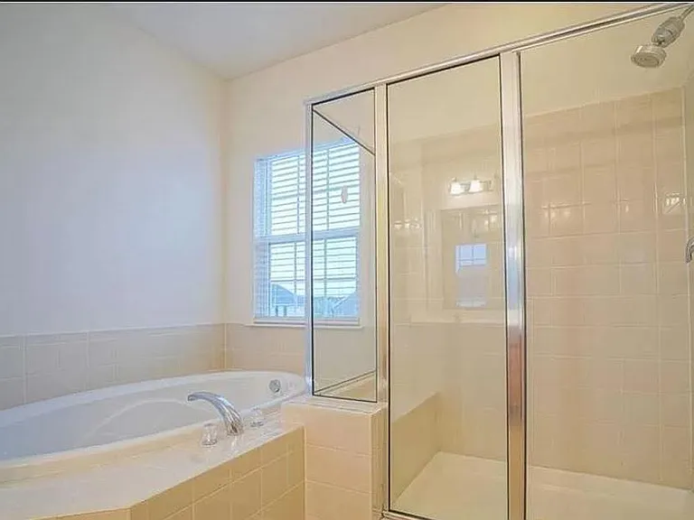 6502 Margaret Ct — Photo 11