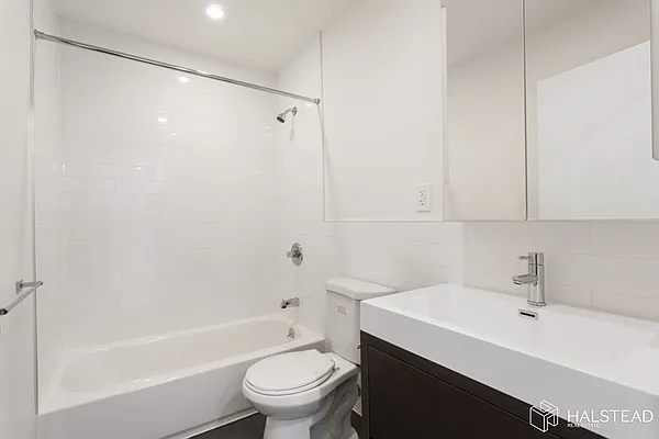 Rented by Brown Harris Stevens | media 11