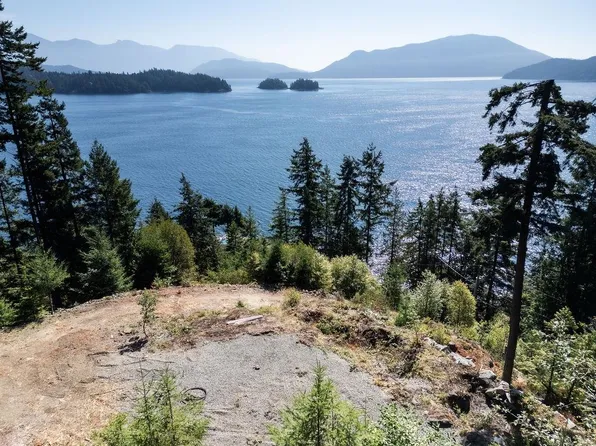 1573 Smith Rd, Sunshine Coast, BC V0N 1V6