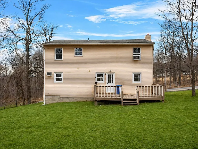 57 School Rd — Photo 31
