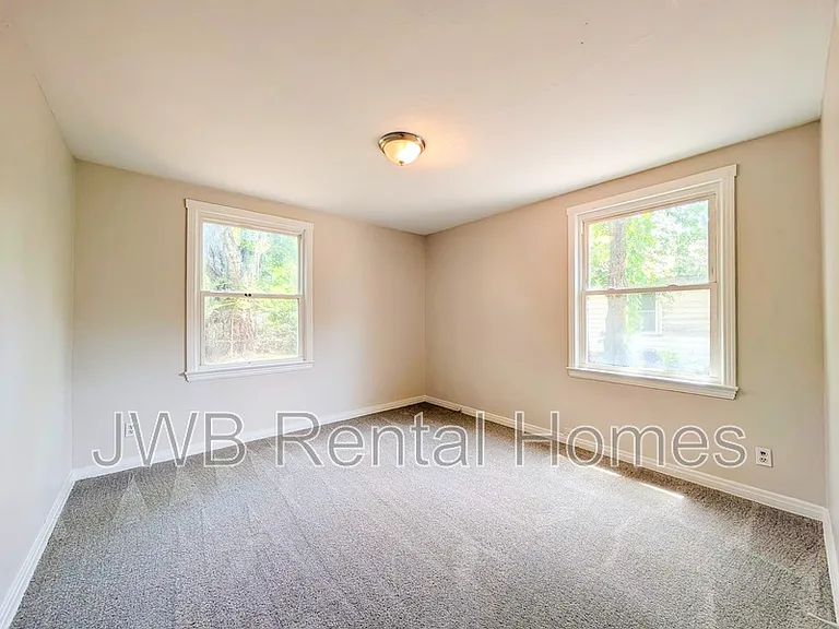4623 Hercules Ave — Photo 7
