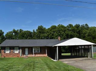 180 Tarlton Rd, Statesville, NC 28625