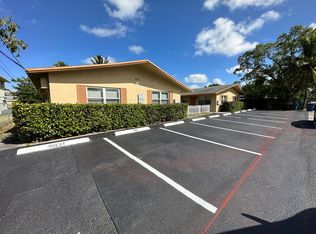 916 SW 15 Terr, Fort Lauderdale, FL 33312