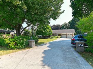 354 Plains Rd W, Burlington, ON L7T 1G5