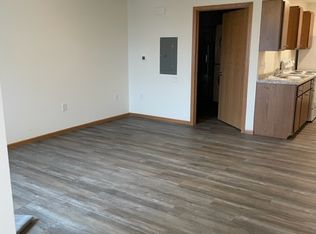 921 Kennedy St #313, Baraboo, WI 53913