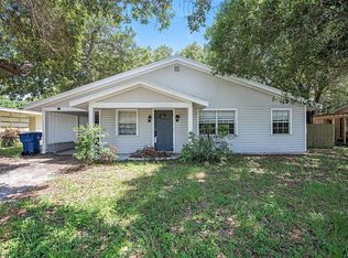 16 Belle Meade Cir, Largo, FL 33770