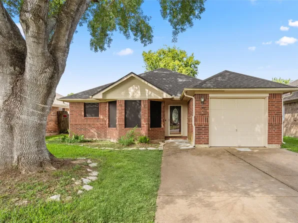 2721 Overland Trl, Dickinson, TX 77539
