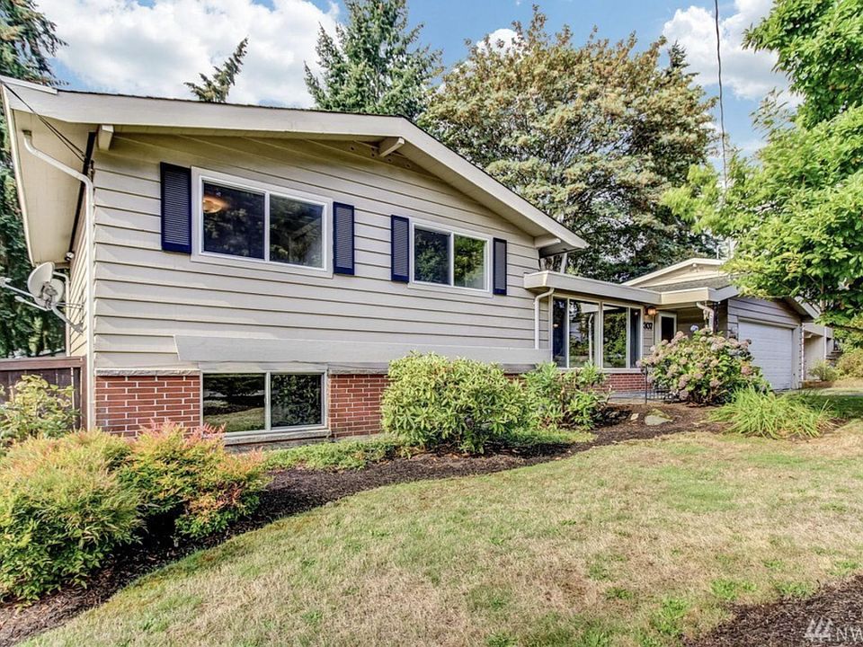 1st image of 307 155th Ave NE