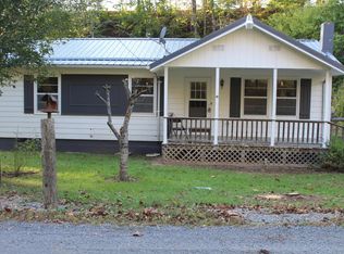 3074 Barger Springs Rd, Forest Hill, WV 24935