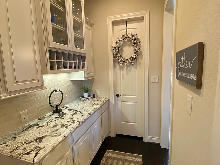 1627 Decanter Dr — Photo 3