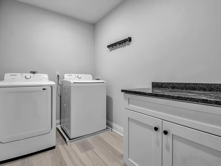 510 Tremont St — Photo 22
