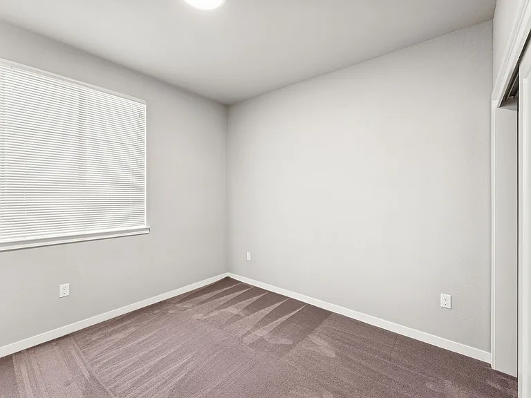 Centennial Gardens Apartments — Photo 29