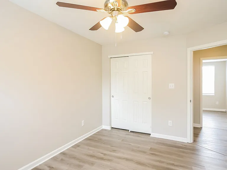 4310 Blue Spruce Ct — Photo 14