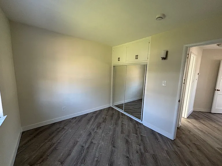 575 Carla Way — Photo 13