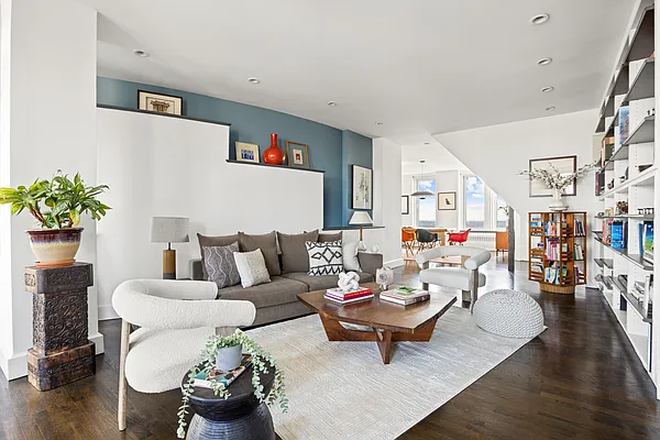 Sold by Compass | media 7