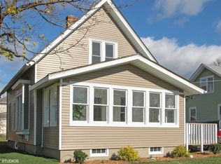 304 Illinois St, Dundee, IL 60118