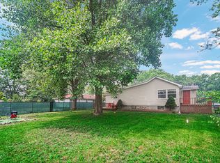 4392 Clinton St, Gary, IN 46408