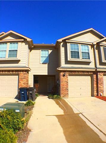 1st image of 3912 Vista Mar Dr