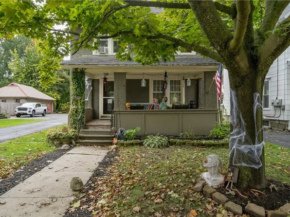 734 Gotham St, Watertown, NY 13601