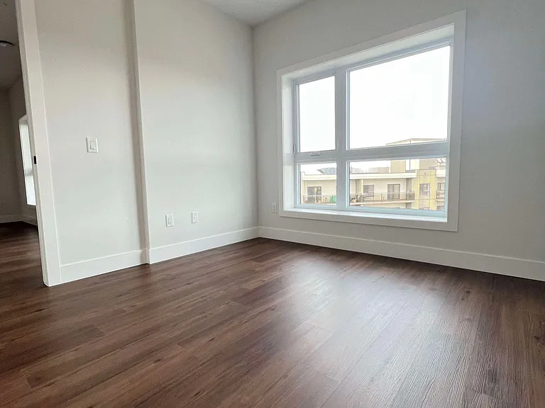 1000 Lackner Pl #606 — Photo 2