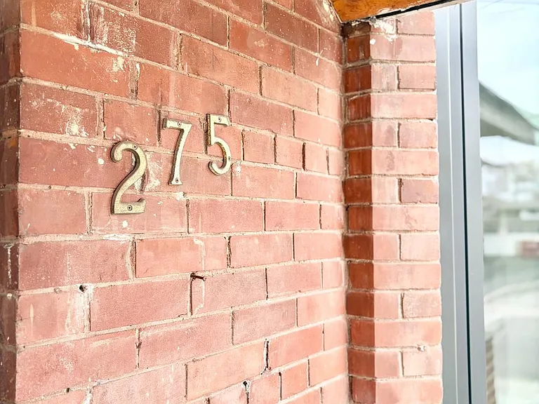275 Lauder Ave #3 — Photo 20
