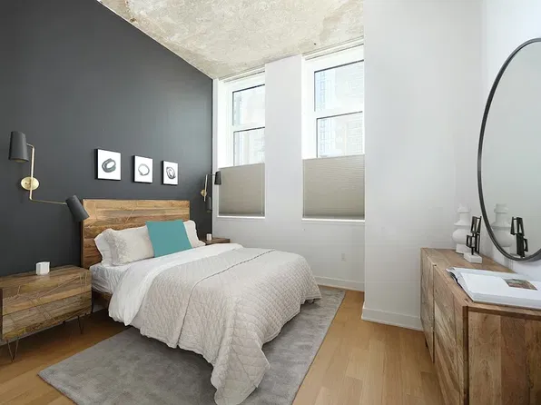 43-22 Queens St, Long Island City, NY