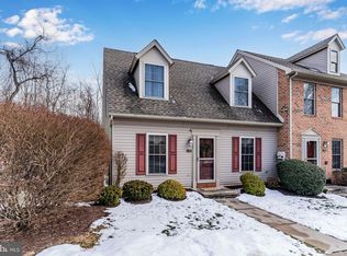 135 Hunters Ridge Dr, Harrisburg, PA 17110