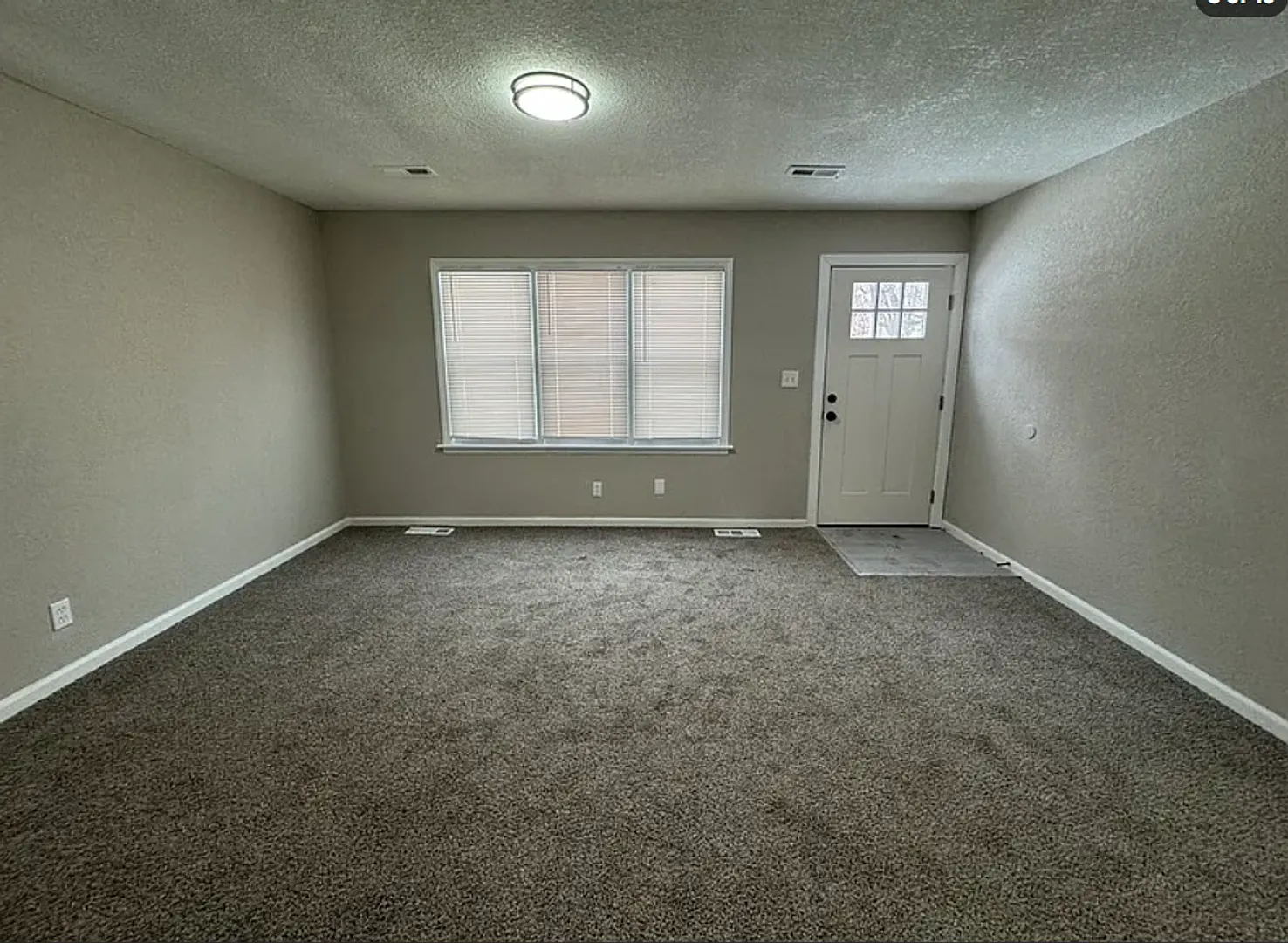 3-Bedroom, 2 Bath Single Family for Rent in Kansas City| Attached Garage & Modern Kitchen — Photo 1