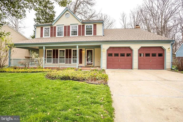 3674 Pine Cone Cir photo 1