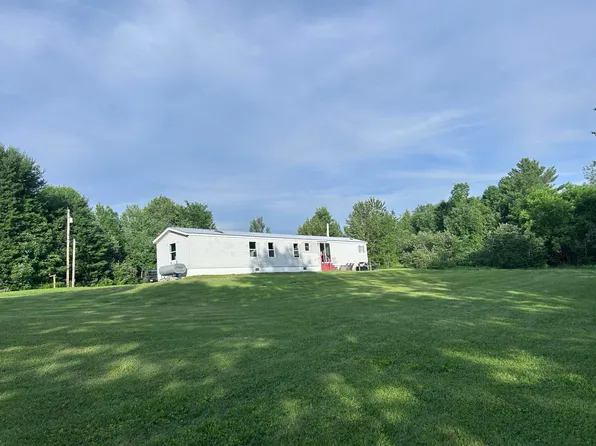 9 Tropical Fish Road, Canaan, ME 04924