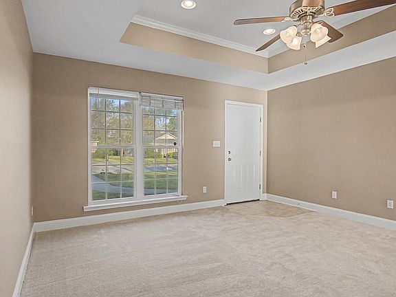 4th image of 128 Laurelwood Ct