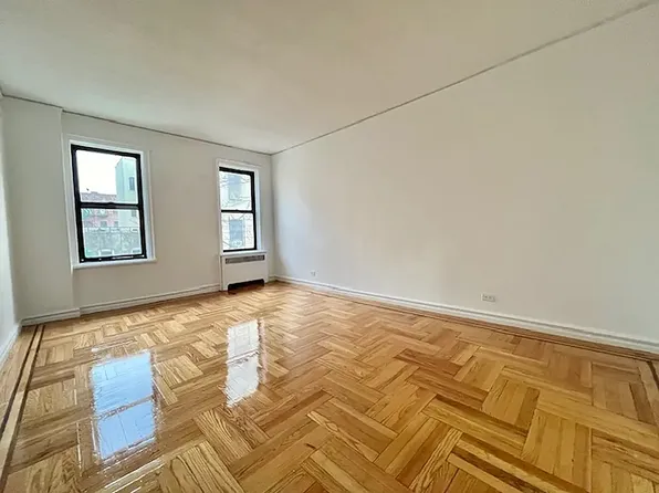 1068 Ward Ave APT 2C, Bronx, NY 10472