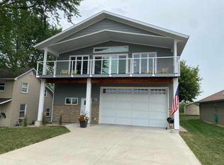 23778 178th St, Okoboji, IA 51355