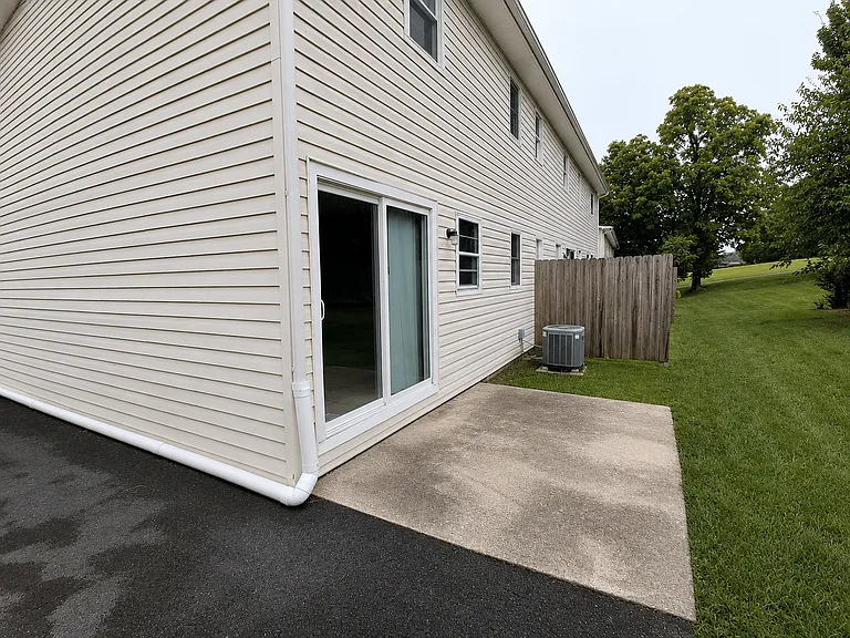 168 Franklin Dr — Photo 18