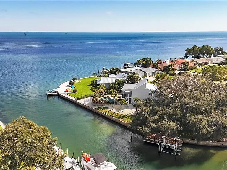 3601 Coquina Key Dr SE — Photo 58