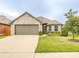 2105 Swenson Ranch Trl, Fort Worth, TX 76134