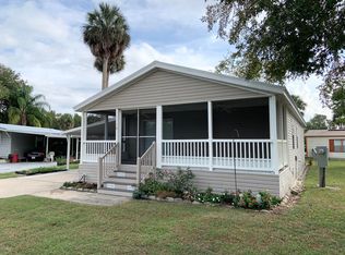 112 Pine Lake Dr, Satsuma, FL 32189