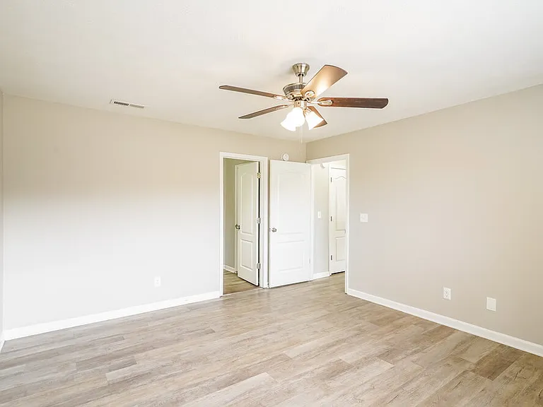 802 Stewart Valley Dr — Photo 10