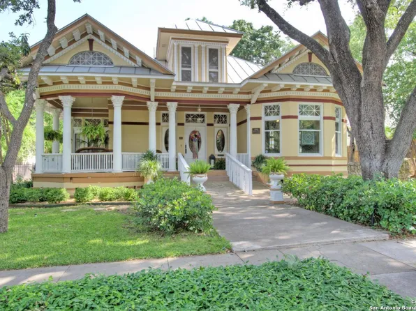 124 W WOODLAWN AVE, San Antonio, TX 78212