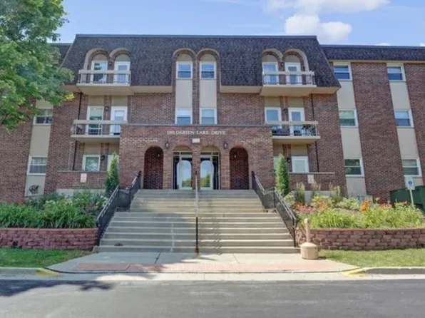 1501 Darien Lake Dr APT 208, Darien, IL 60561