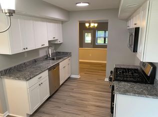 890 Clover Pl, Warminster, PA 18974