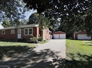 5272 Wayne Ave, Kalamazoo, MI