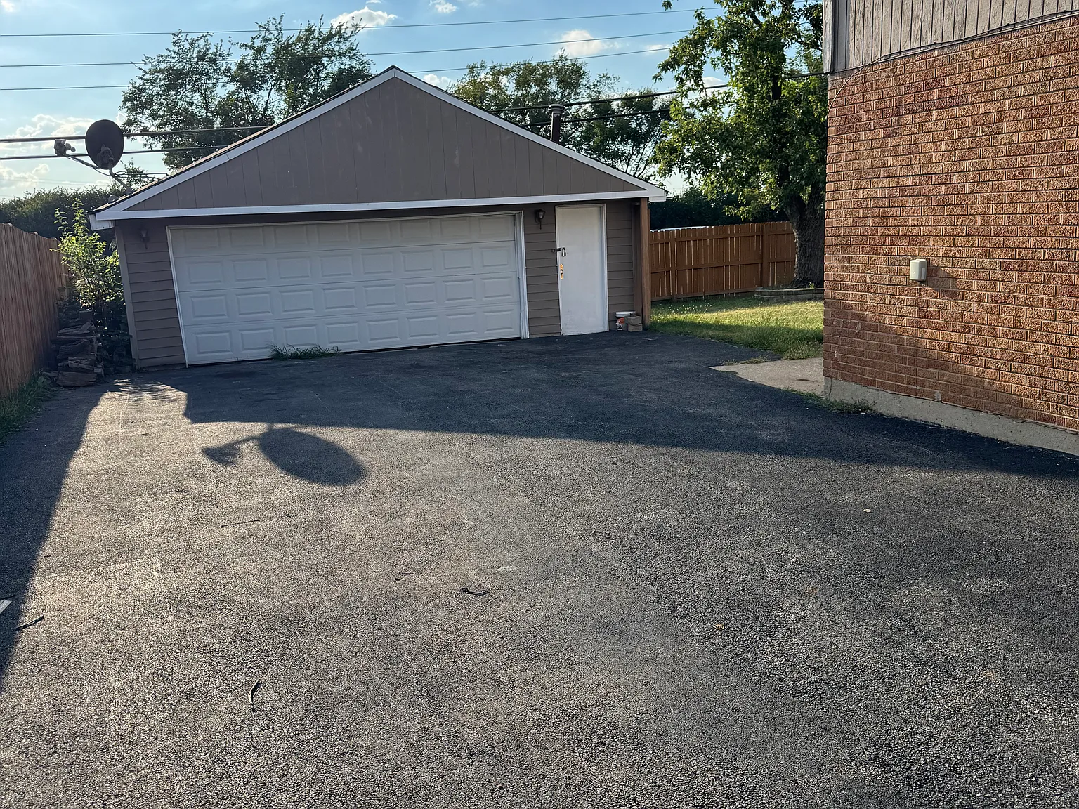 4 bed, 1632 sqft, $3,495 — Photo 2