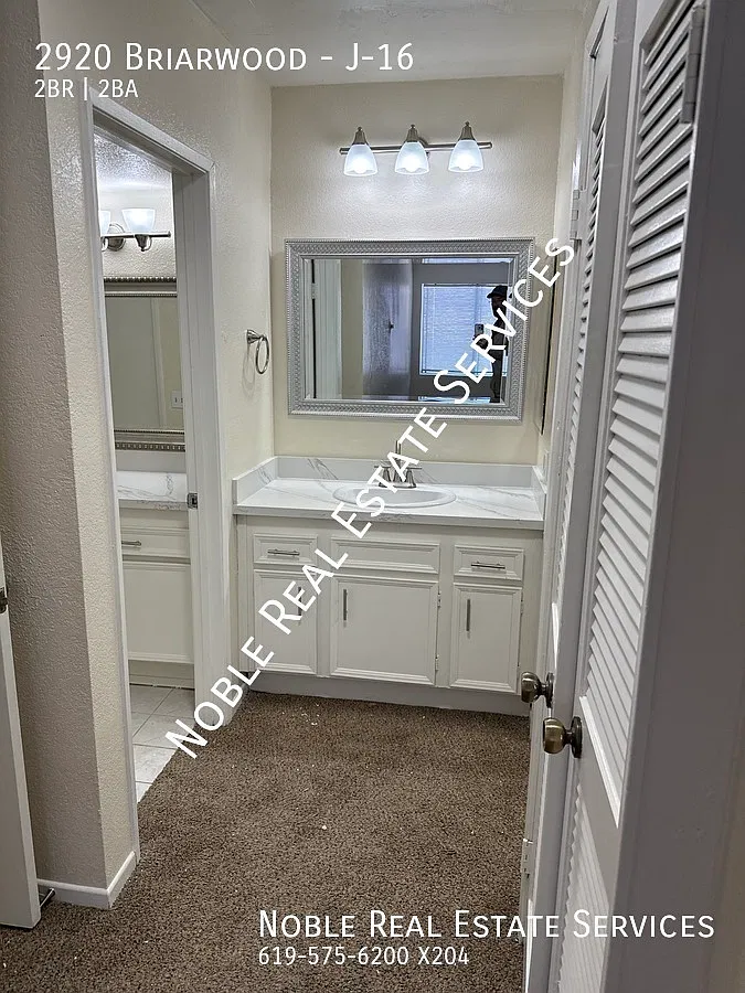 2 bed, 1.5 bath, 924 sqft, $2,395 — Photo 1