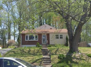 4113 Park Ln, Aston, PA 19014