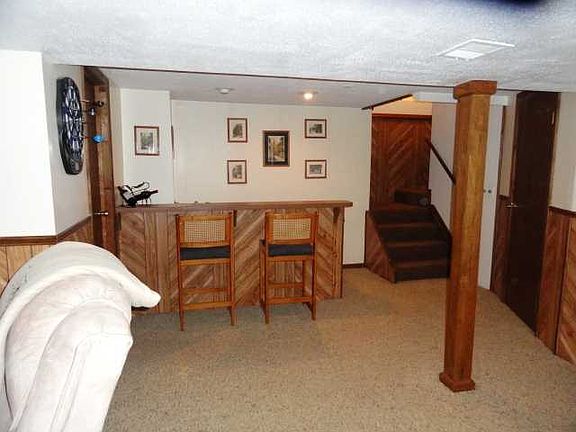 4th image of 2406 Seville Dr