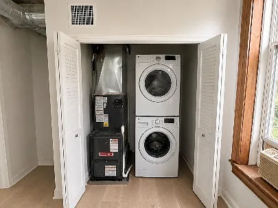 1430 W Ohio St #2F — Photo 5