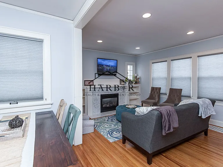 1234 2nd St NW — Photo 8